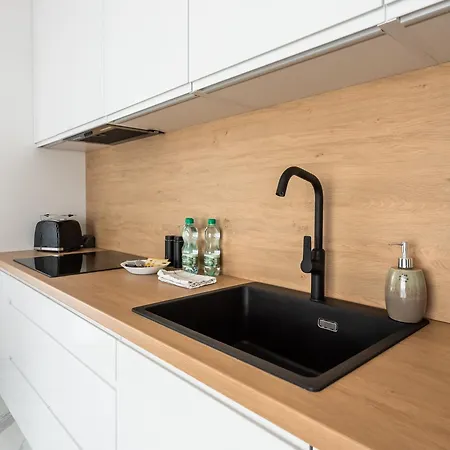 Brzeziny Deluxe Apartment