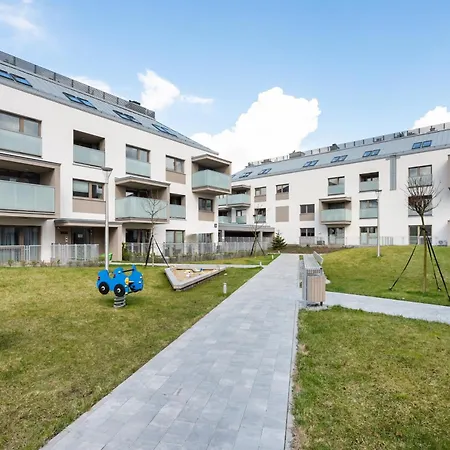 Brzeziny Deluxe By Bookinghost Warschau