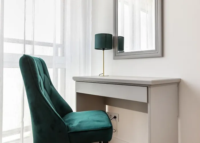 Brzeziny Deluxe By Bookinghost ワルシャワ