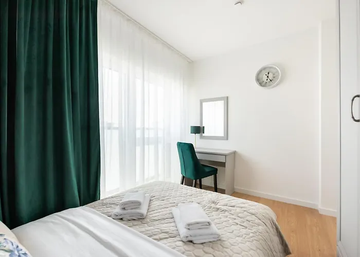 Brzeziny Deluxe By Bookinghost Βαρσοβία