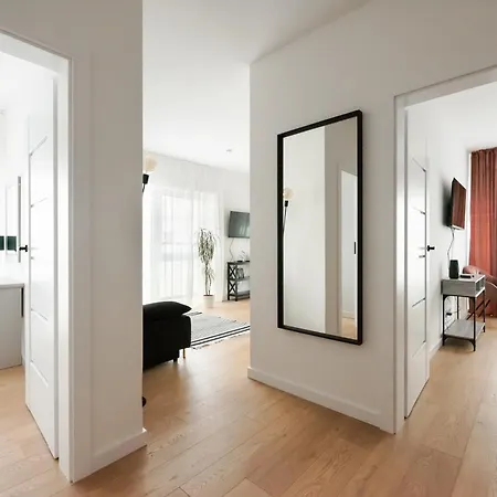 Apartment Brzeziny Deluxe By Bookinghost Warsaw